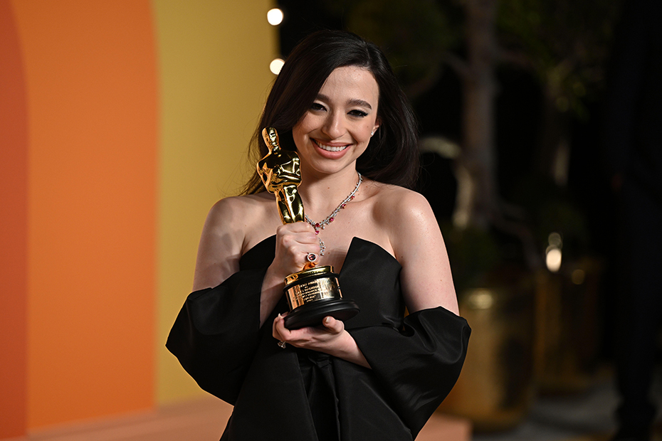 Oscar winner Mikey Madison attending the Vanity Fair Oscar Party held at the Wallis Annenberg Center for the Performing Arts in Beverly Hills, Los Angeles, California, USA.